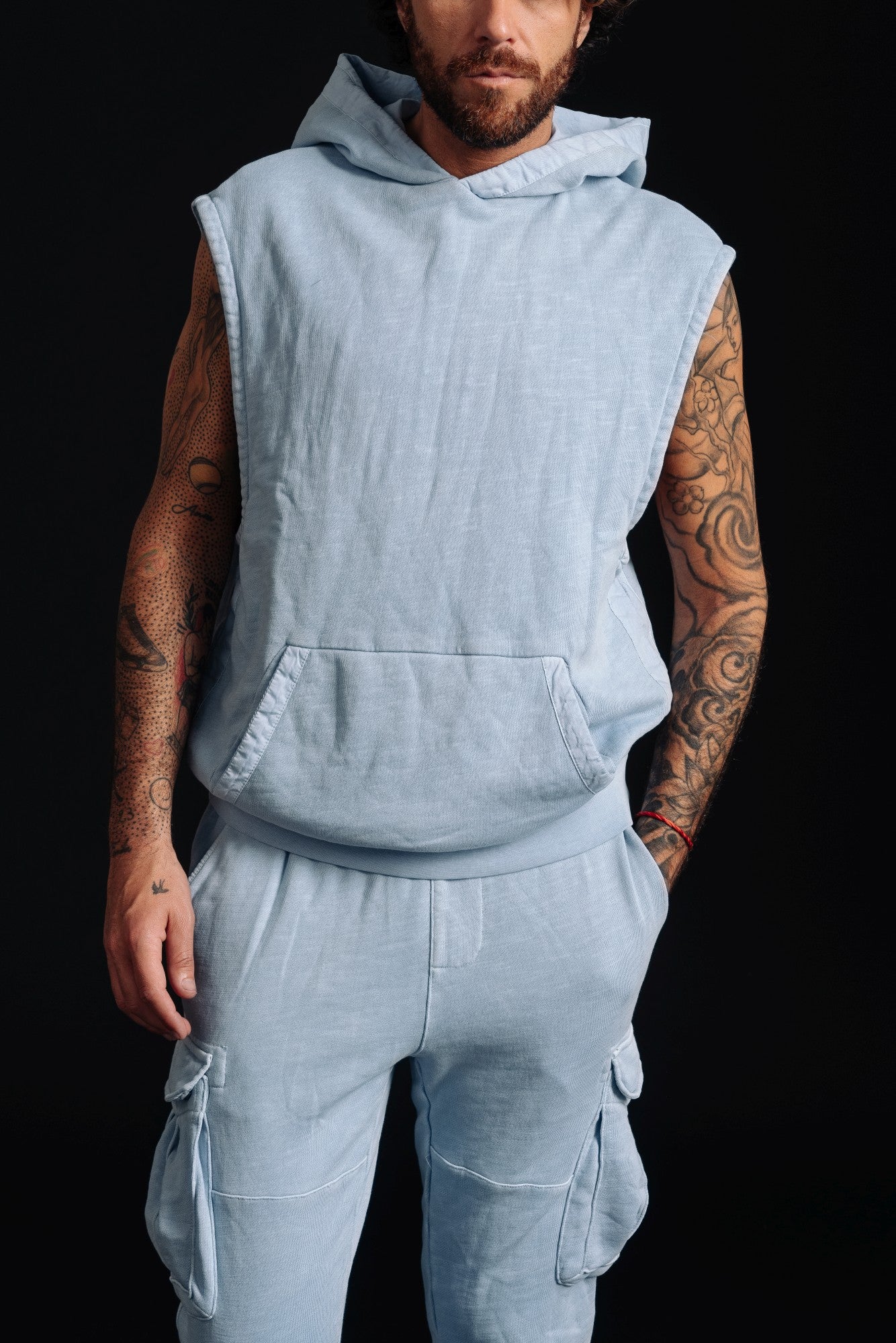 AVARUA T - Hooded Sweater Vest
